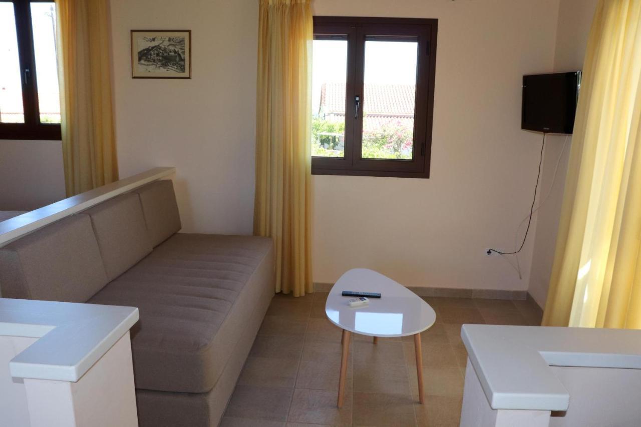 Takis Bizos House 1 Villa Koroni  Ngoại thất bức ảnh